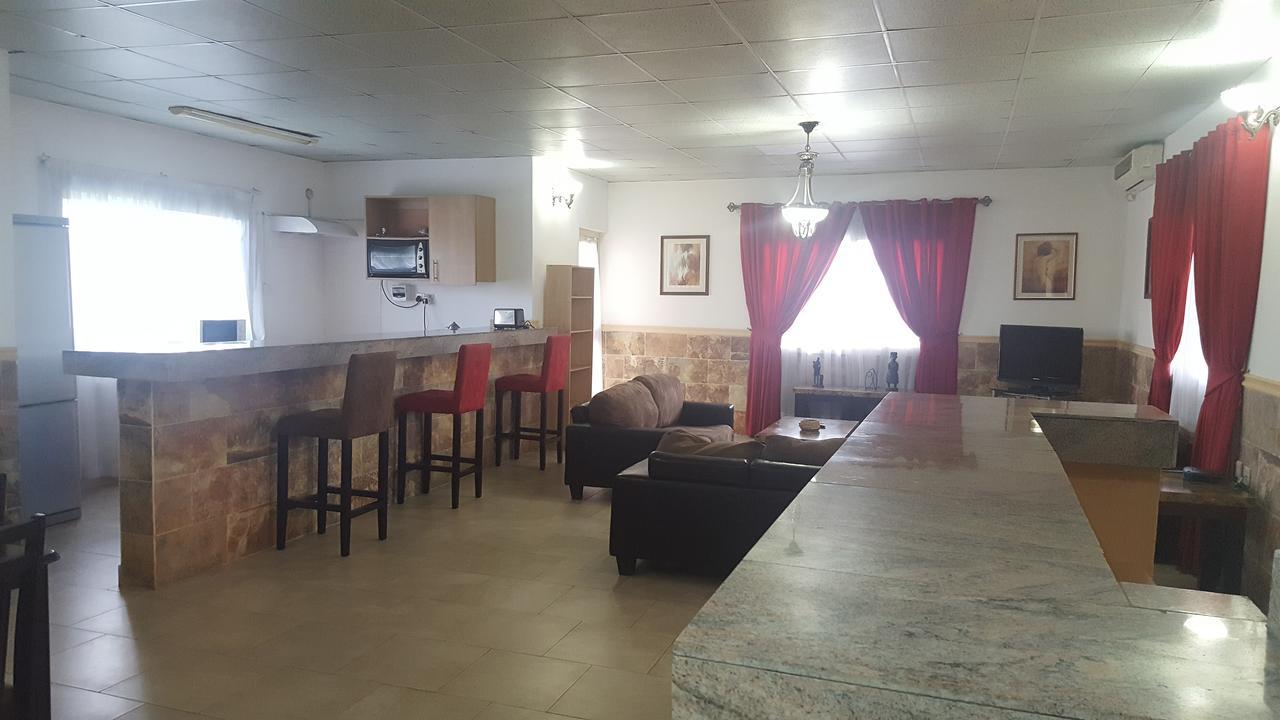 Bougainvillea Hotels 포트하커트 외부 사진